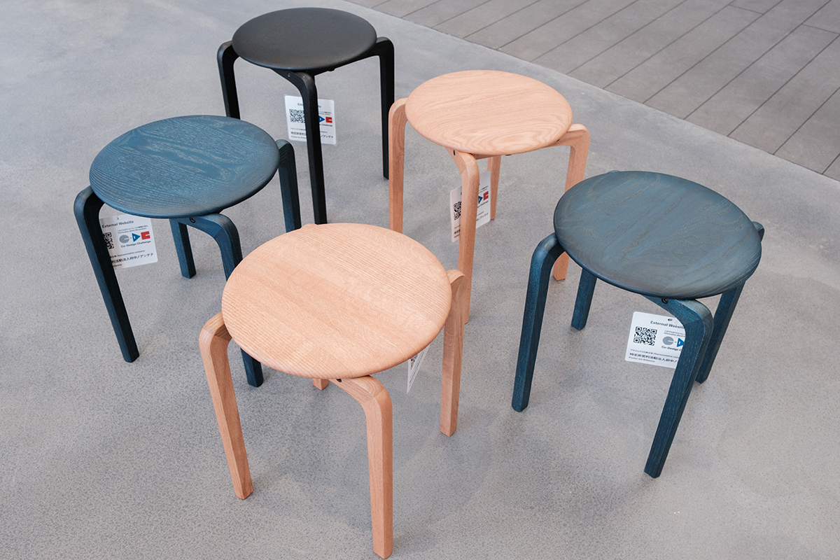 LISCIO Stool 4本脚スツール染め(万博出展用)【税込,1,000,000円以上ご購入の方】