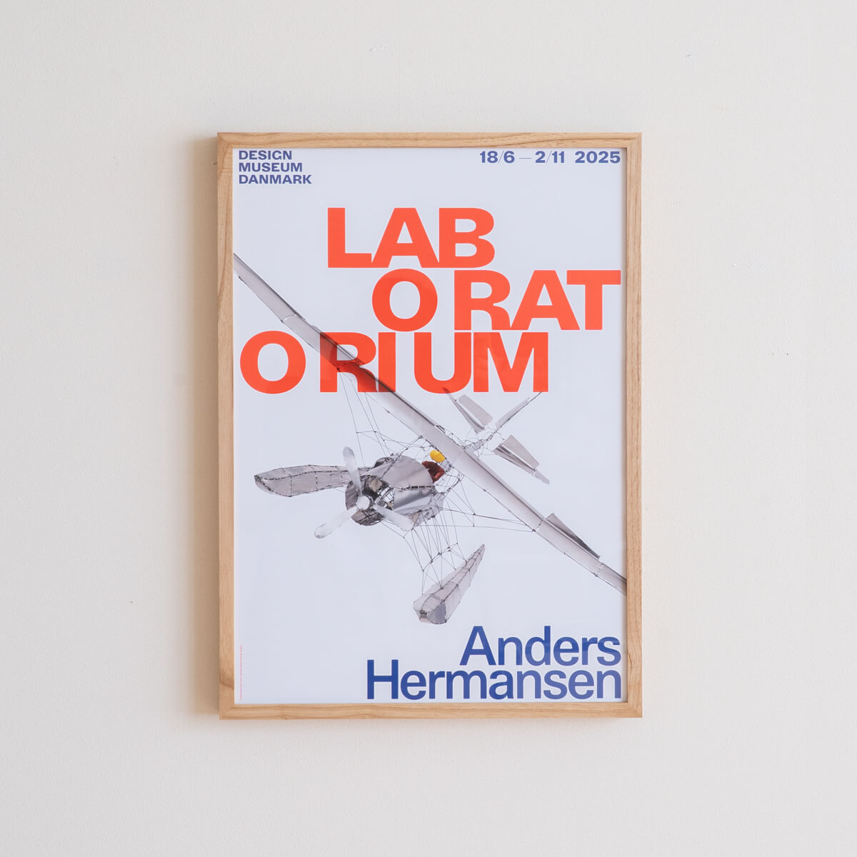 旅先で出会った北欧のアートを額装しました