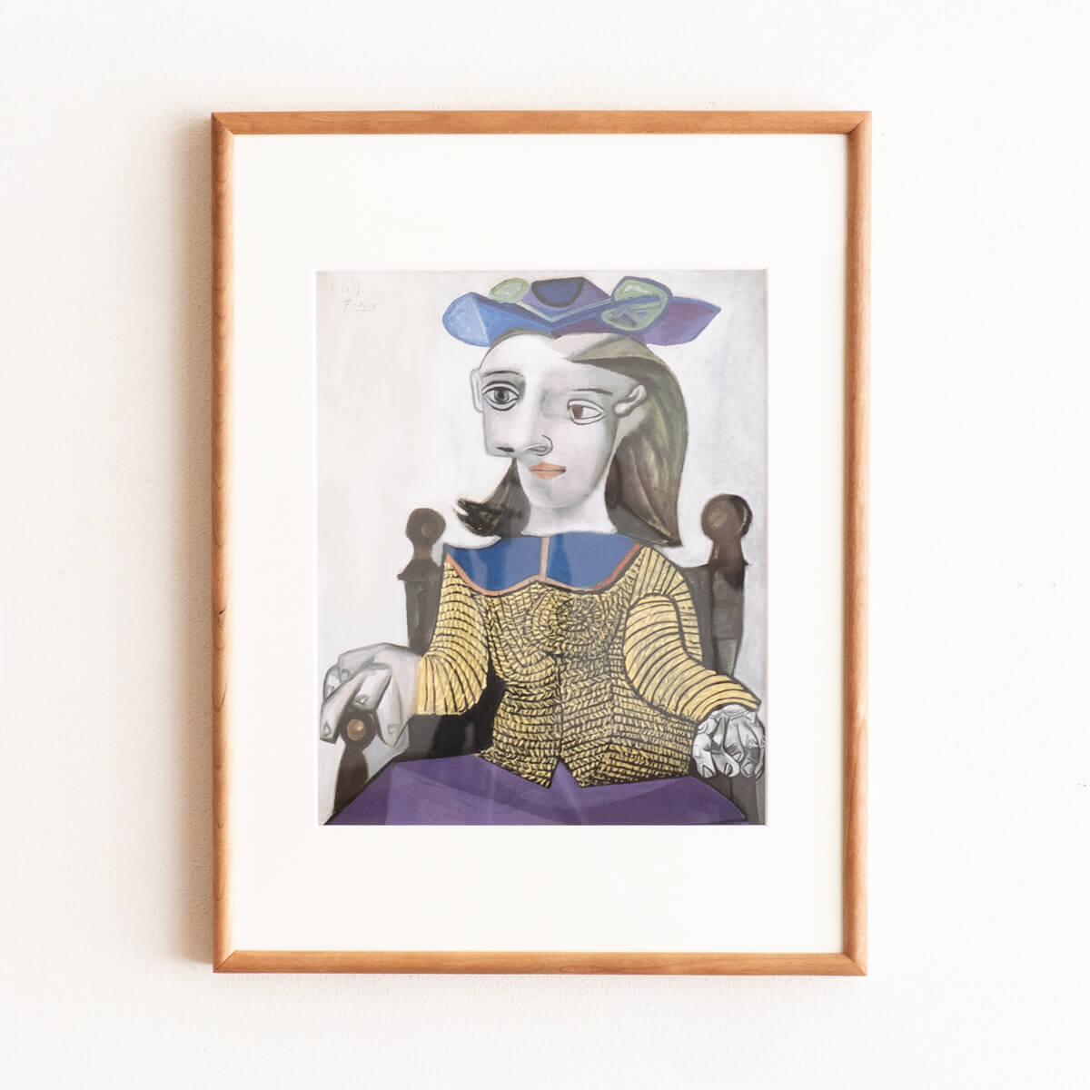 美術館で見つけた作品を、暮らしに馴染む額装で