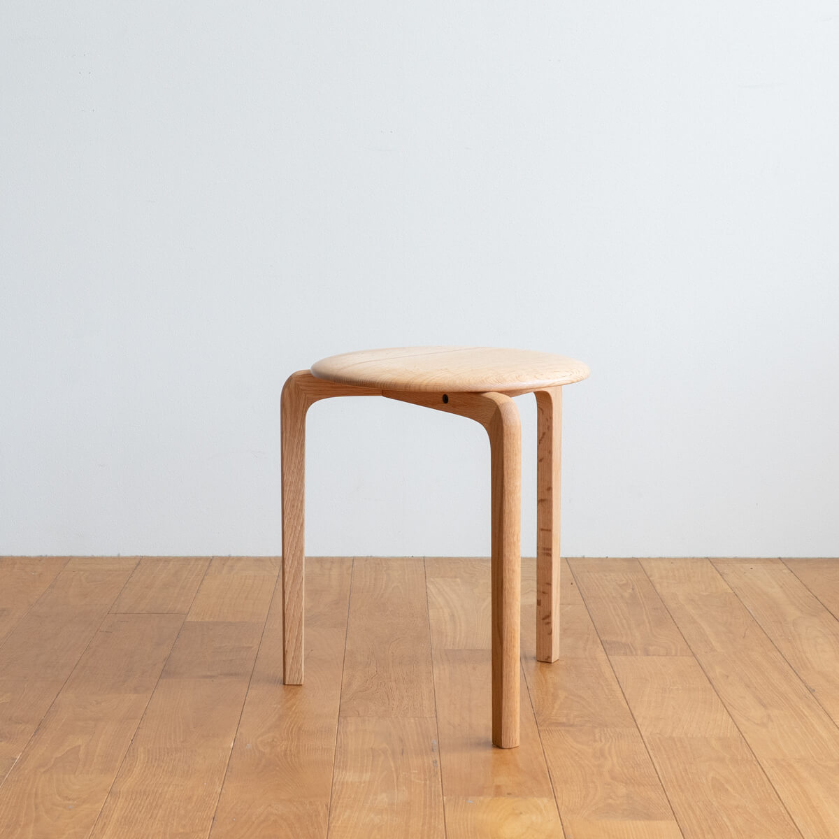 【アウトレット】LISCIO Stool 3本脚OAK