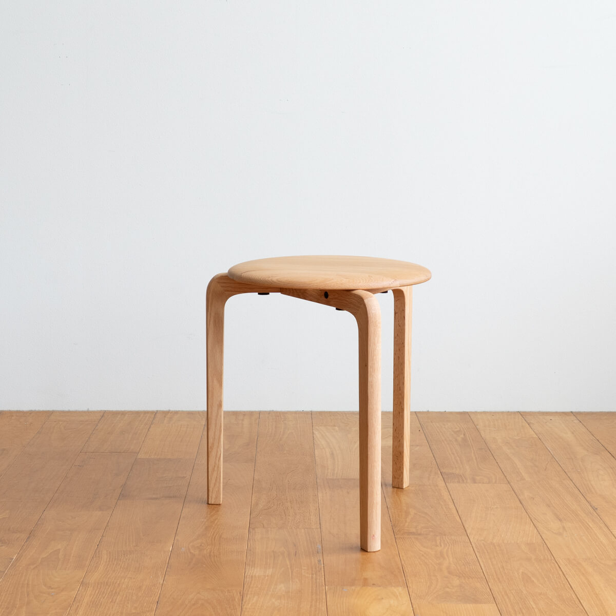 【アウトレット】LISCIO Stool 3本脚OAK
