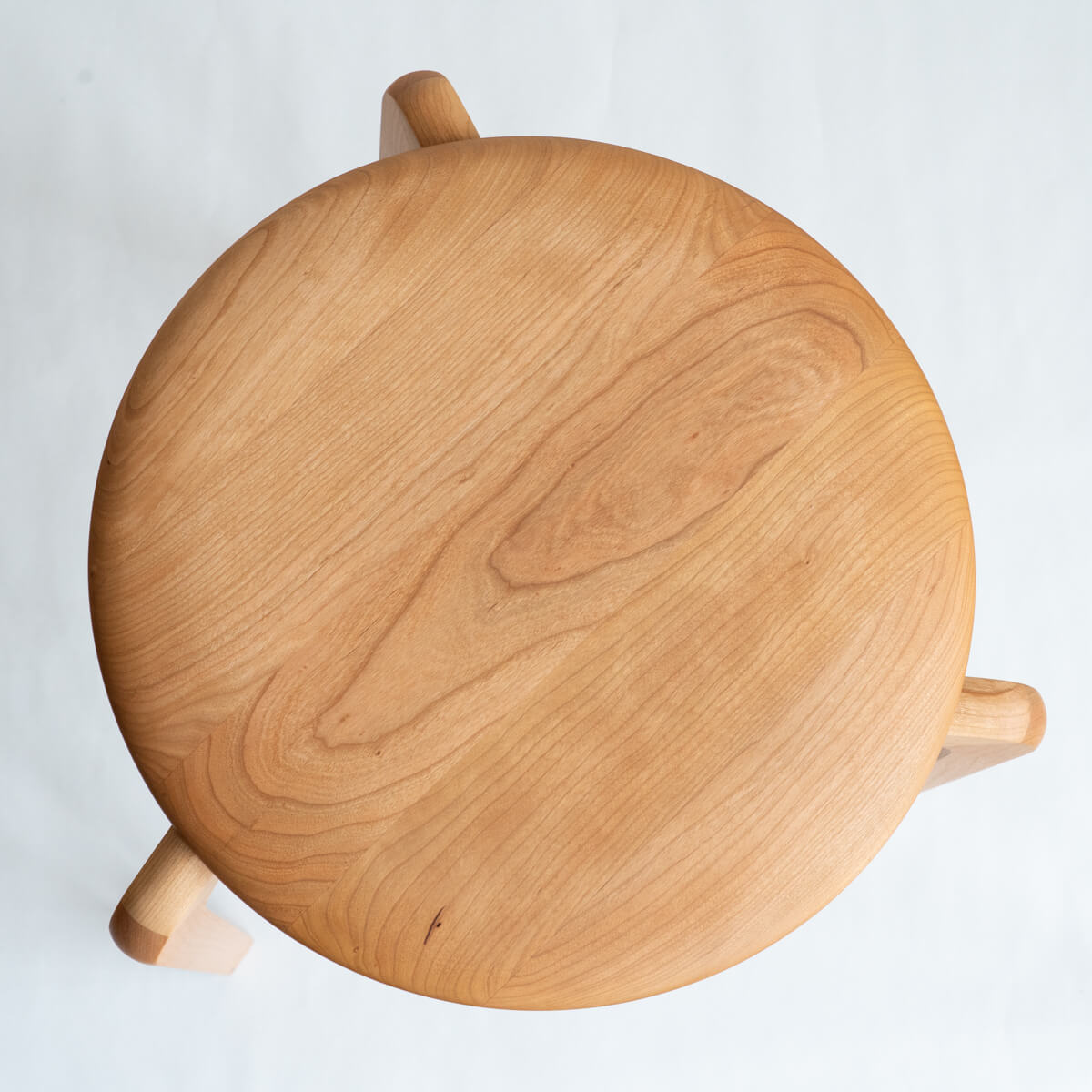 【アウトレット】LISCIO Stool 3本脚 チェリー