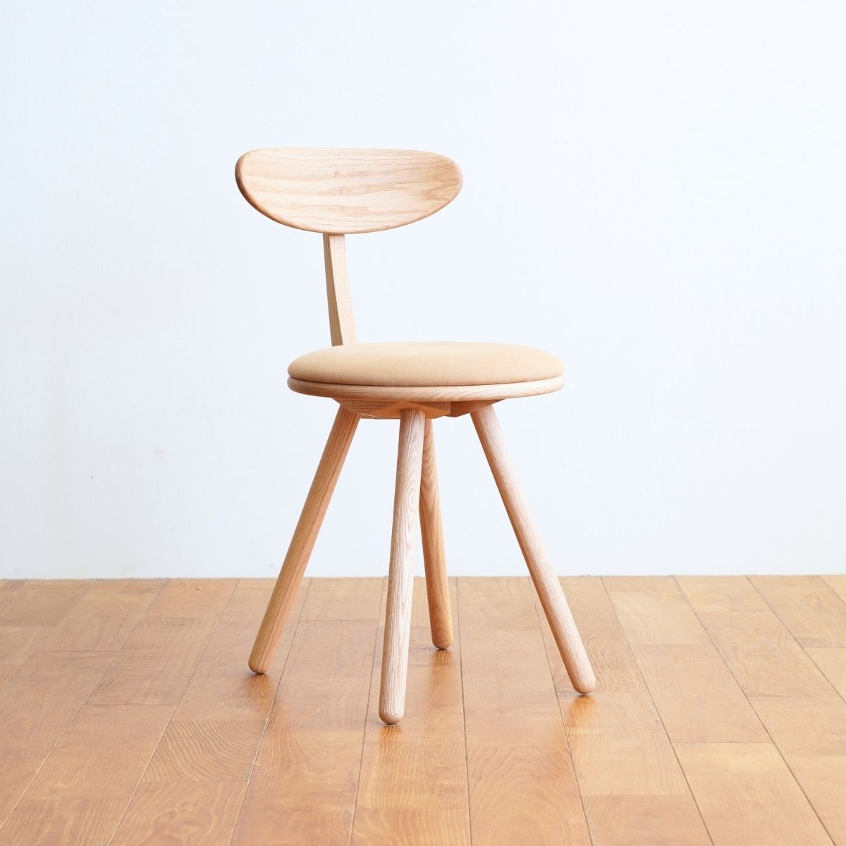 【アウトレット】ES Side Chair / オーク
生地：ヴィンテージキャンバス/キャメル