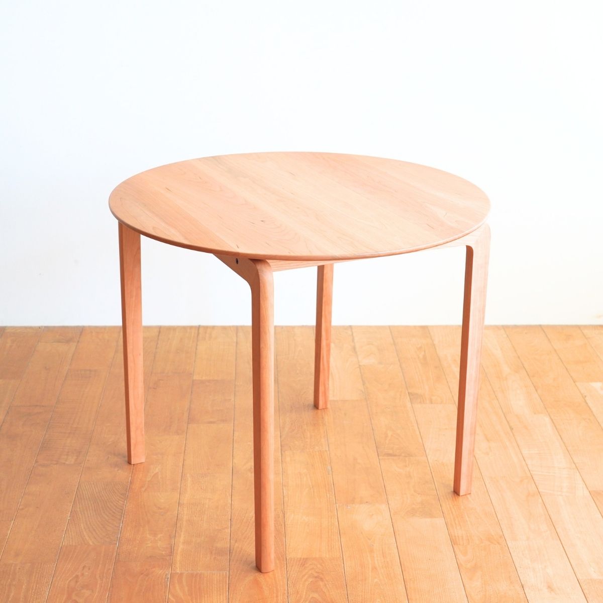 【アウトレット】LISCIO CircleDiningTable 84 / チェリー