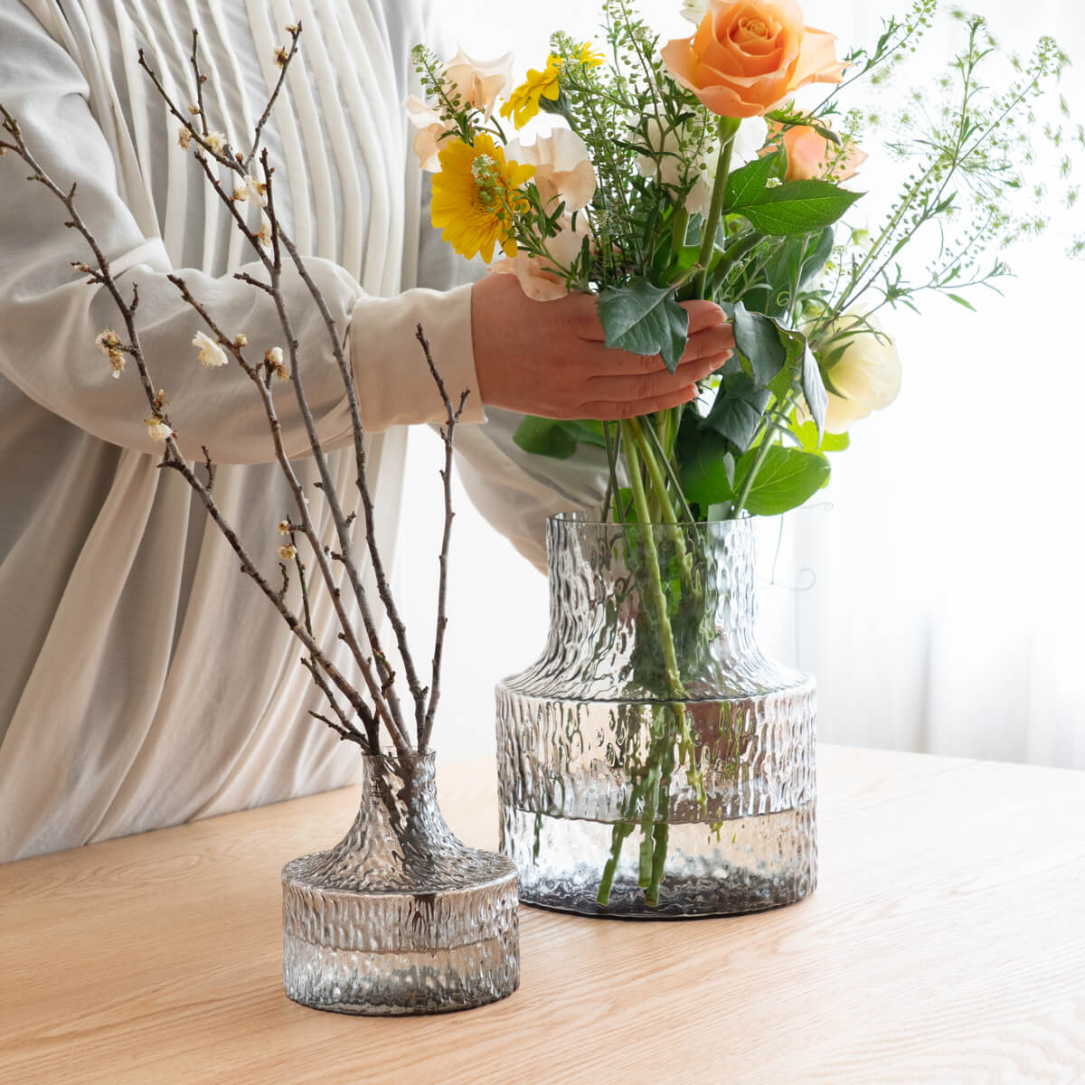 飾る場所に合わせて選べる、2つのサイズ感