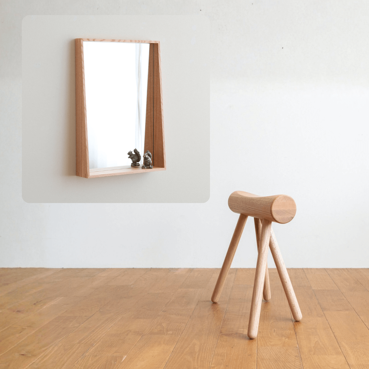 お出かけ前の身支度を、DENTOのミラーと一緒に