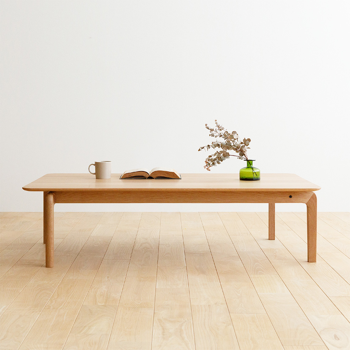 LISCIO Low Table 126*70 / oak