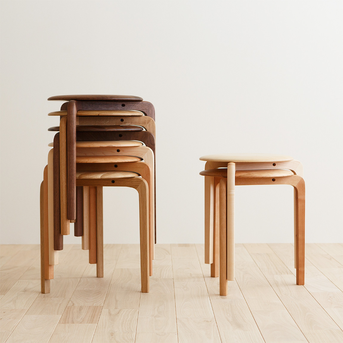 LISCIO Stool